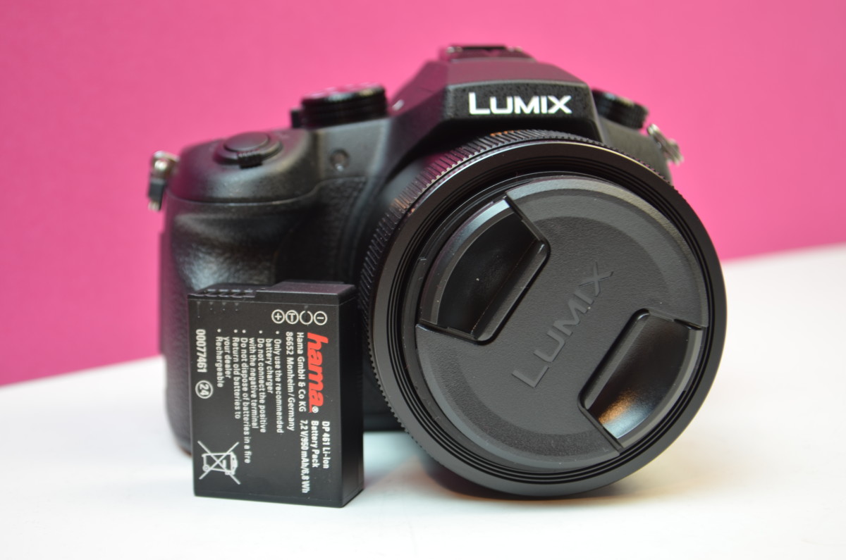 Für längere Ausdauer: Hama Pro Class DP 461 (Panasonic FZ1000)